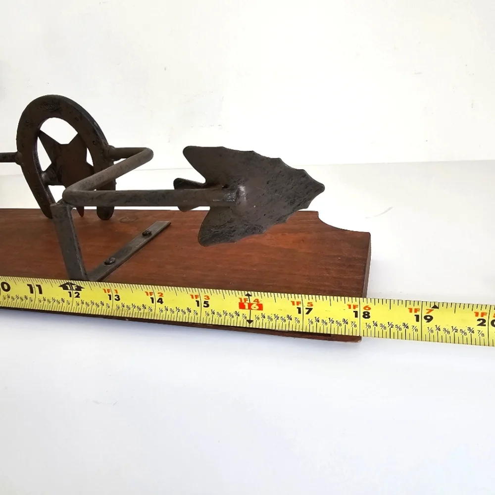 Western Wood & Metal Horseshoe Star Arrow Wall Shelf | Rustic Ranch Decor 18”